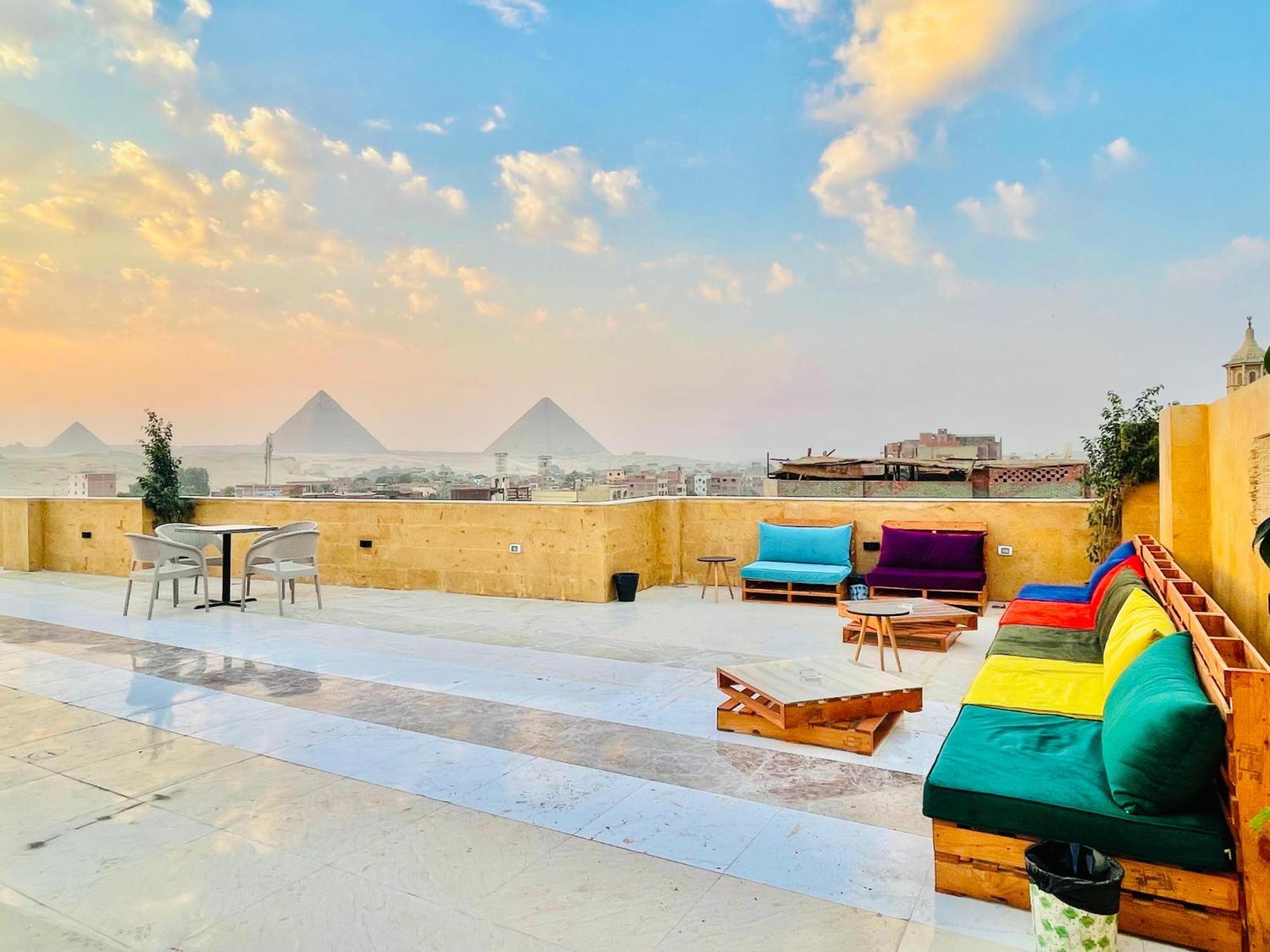 Palm Pyramids View Inn Kafret el-Gabal Eksteriør billede